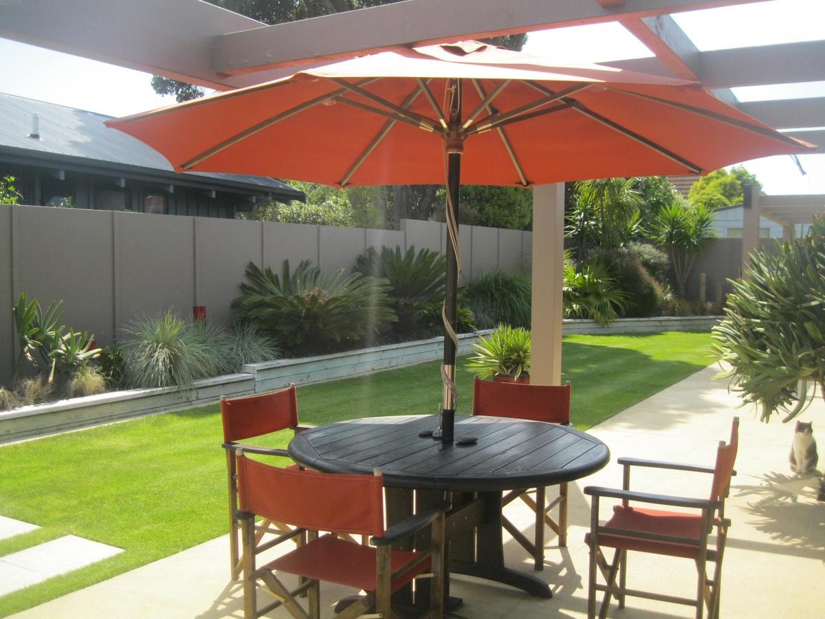 104 On Moore Bed & Breakfast Whangamata Esterno foto